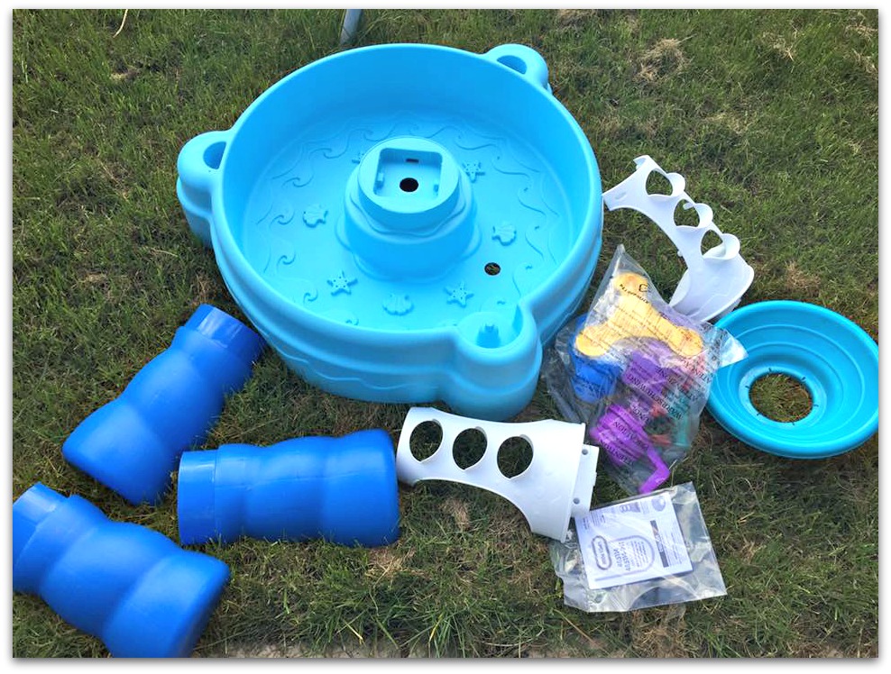 Putting together the Little tikes water table